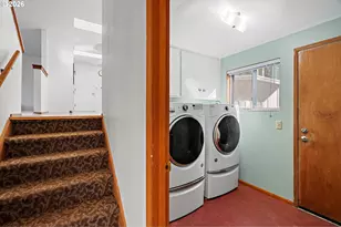 490 E 46th Ave, Eugene, OR 97405 - Photo 43