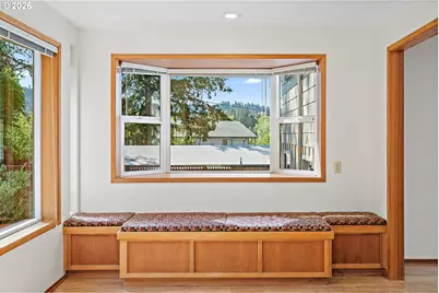 490 E 46th Ave, Eugene, OR 97405 - Photo 13