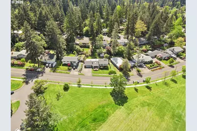 490 E 46th Ave, Eugene, OR 97405 - Photo 47