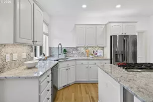 3874 NW Loriann Dr, Portland, OR 97229 - Photo 13