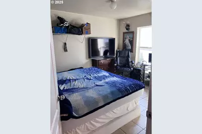 216 Jeanette Ave, Medford, OR 97501 - Photo 13