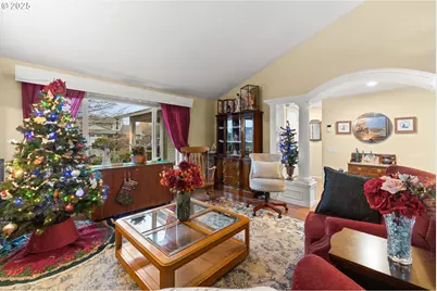 1811 NE 149th Ave, Portland, OR 97230 - Photo 3