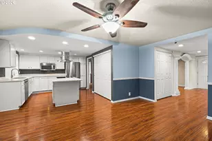 1811 NE 149th Ave, Portland, OR 97230 - Photo 5
