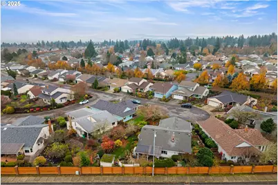 1811 NE 149th Ave, Portland, OR 97230 - Photo 33