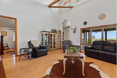 64209 Meadow Brook Rd, Lexington, OR 97839 - Photo 9