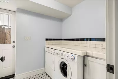 4368 Lakeview Blvd, Lake Oswego, OR 97035 - Photo 41