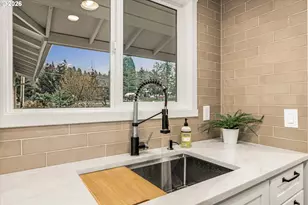 17069 S Bradley Rd, Oregon City, OR 97045 - Photo 9