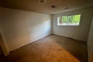 11827 NE Fargo St, Portland, OR 97220 - Photo 15