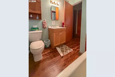 212 Park St, Riddle, OR 97469 - Photo 13