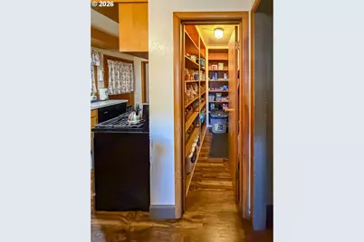 212 Park St, Riddle, OR 97469 - Photo 9