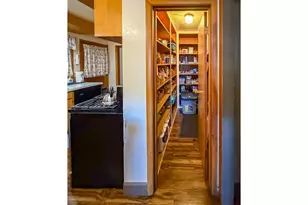 212 Park St, Riddle, OR 97469 - Photo 9