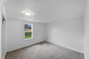 856 Augustine Ave, Coos Bay, OR 97420 - Photo 9