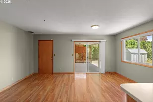 938 NE Delsey Rd, Hillsboro, OR 97124 - Photo 11