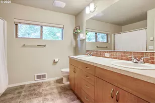 8542 N Central St, Portland, OR 97203 - Photo 23