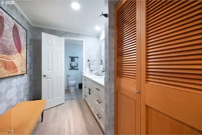 303 Country Club Rd, Eugene, OR 97401 - Photo 15