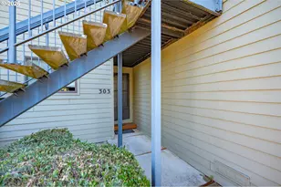 303 Country Club Rd, Eugene, OR 97401 - Photo 3