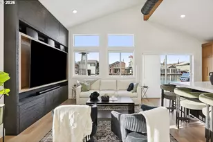 18989 NE Marine Dr, Portland, OR 97230 - Photo 11