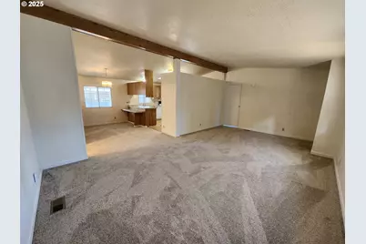 1500 Gabriela Ct, Salem, OR 97301 - Photo 7