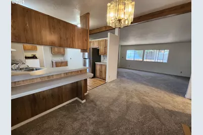 1500 Gabriela Ct, Salem, OR 97301 - Photo 5