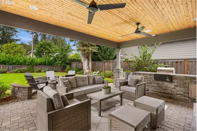 15985 Bonaire Ave, Lake Oswego, OR 97035 - Photo 39