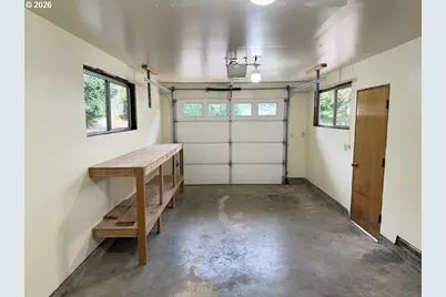 900 Rowe St, Reedsport, OR 97467 - Photo 31