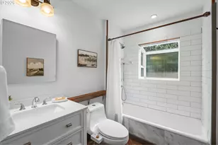 7405 N Burrage Ave, Portland, OR 97217 - Photo 15