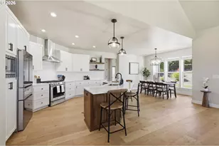 2153 Majestic Pl, Eugene, OR 97403 - Photo 3