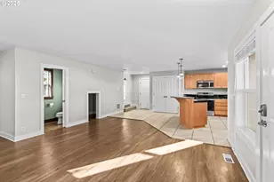 1072 53rd St, Springfield, OR 97478 - Photo 9