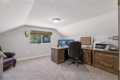 21621 S Upper Highland Rd, Beavercreek, OR 97004 - Photo 25