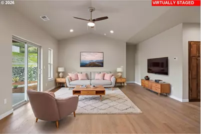 925 Sand Pines Ave, Sutherlin, OR 97479 - Photo 21