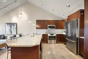 5150 S Landing Dr, Portland, OR 97239 - Photo 7