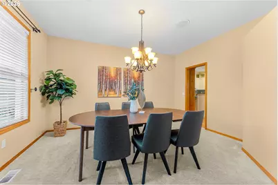 2257 NE Estate Dr, Hillsboro, OR 97124 - Photo 7