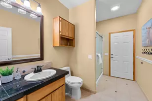 2257 NE Estate Dr, Hillsboro, OR 97124 - Photo 15