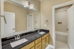 8126 SE 145 Ct, Portland, OR 97236 - Photo 21