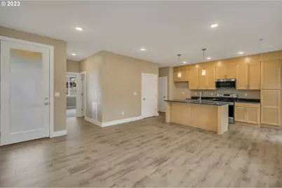 8126 SE 145th Ct, Portland, OR 97236 - Photo 23
