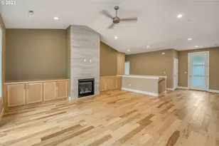 8126 SE 145 Ct, Portland, OR 97236 - Photo 5