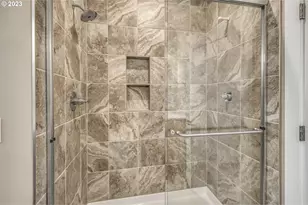 8126 SE 145 Ct, Portland, OR 97236 - Photo 19