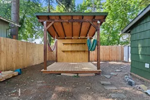 11126 SE Boise St, Portland, OR 97266 - Photo 17