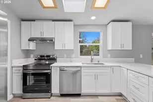 120 Cedar St, Fairview, OR 97024 - Photo 17