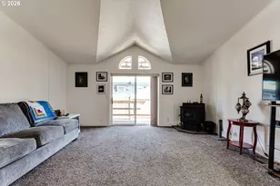 403 Carol St, Lowell, OR 97452 - Photo 3