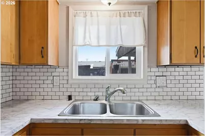 1603 Powell St, Albany, OR 97322 - Photo 9