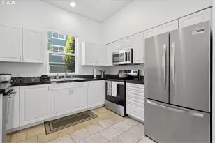 729 SE Fairwinds Loop, Vancouver, WA 98661 - Photo 9