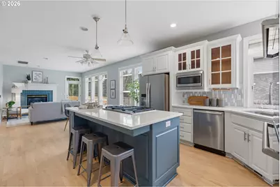 5349 Southwood Dr, Lake Oswego, OR 97035 - Photo 13