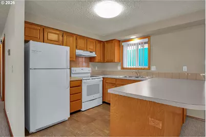 512 N Railroad Ave, Ridgefield, WA 98642 - Photo 7