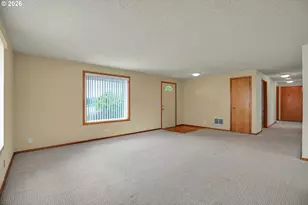 512 N Railroad Ave, Ridgefield, WA 98642 - Photo 3