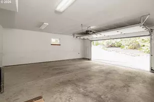 6100 SW Thomas St, Portland, OR 97221 - Photo 27