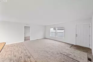 2142 Everett Ave, North Bend, OR 97459 - Photo 17