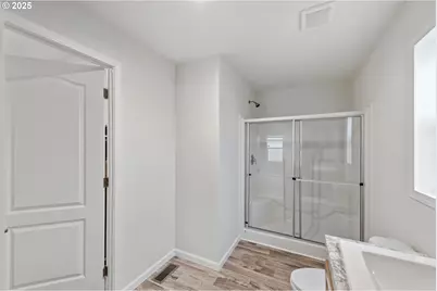 2142 Everett Ave, North Bend, OR 97459 - Photo 11