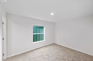 2142 Everett Ave, North Bend, OR 97459 - Photo 23