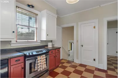 1970 Maple Ave NE, Salem, OR 97301 - Photo 17